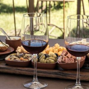 Anthonij Rupert Estate: целый день вина