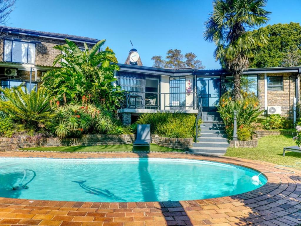 100 on Kayburne Guesthouse,Roodepoort