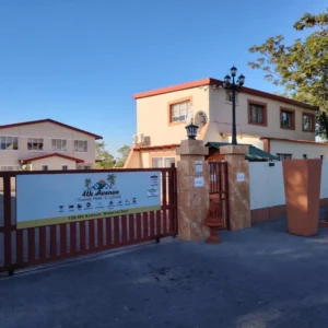 Alojamento 4th Avenue Themepark & Lodge em Rustenburg, Noroeste
