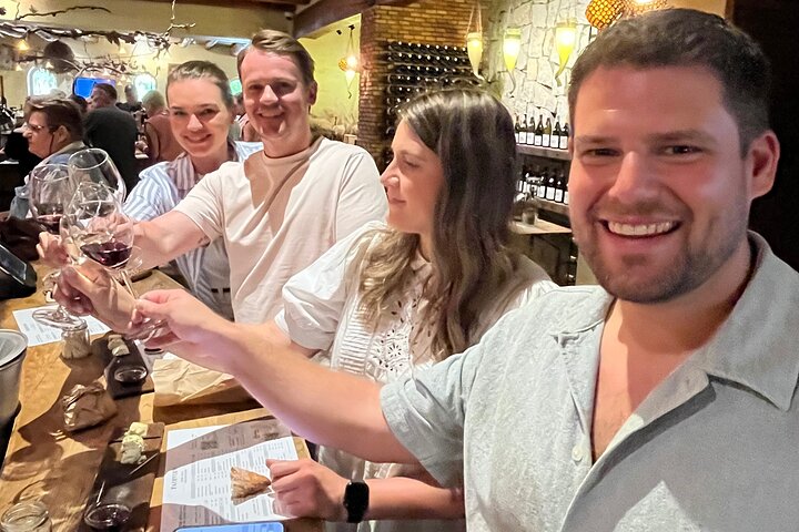 Excursion privée/personnalisée d’une journée complète de dégustation de vin dans les vignobles du Cap