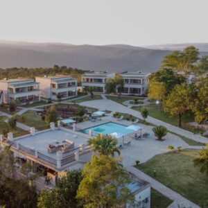 ASANTE MOUNTAIN LODGE