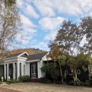 At 98 on Lynburn Guest House, Pretoria East