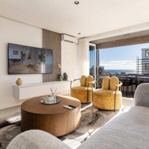 Bantry Bay Alanda - Modern Apt with Sea Views，海角（Sea Point）