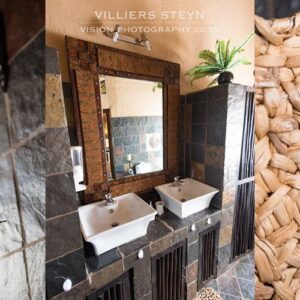 B&B African Rock Lodge — Худспрейт, ЮАР