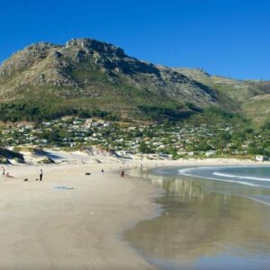 Beach & Mountain views - 200m from the beach!, Hout Bay