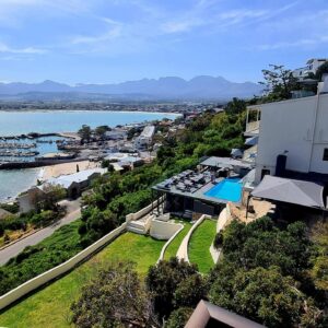 Bikini Beach Manor，Gordon's Bay