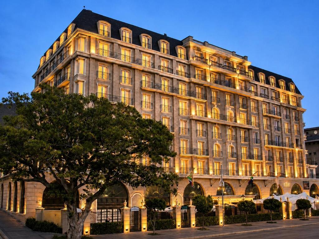 Cape Royale Signature Suite, Кейптаун