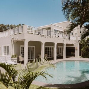 Caza Beach Guesthouse, Умхланга