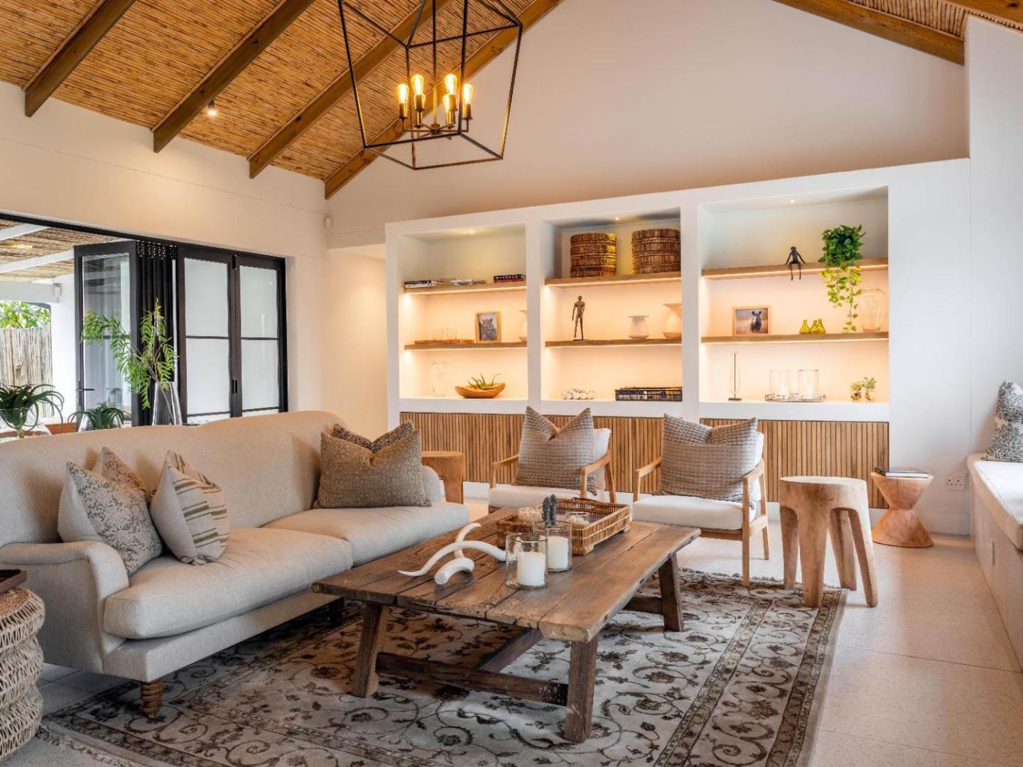 Crags Country Lodge