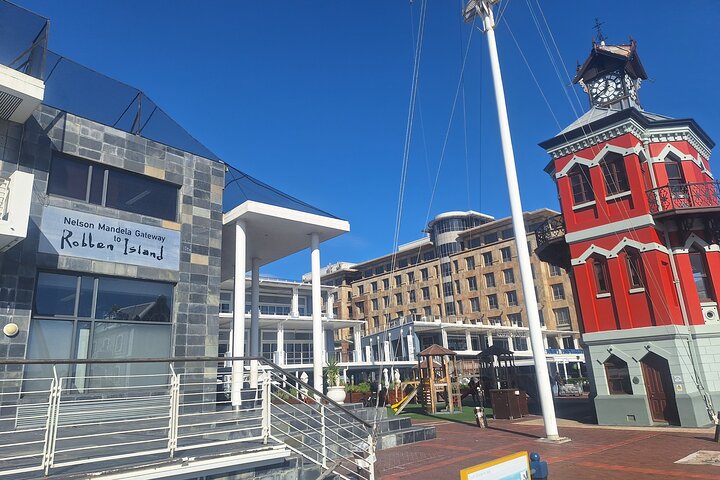 Tour di mezza giornata a Robben Island con biglietto, ritiro e riaccompagnamento in hotel