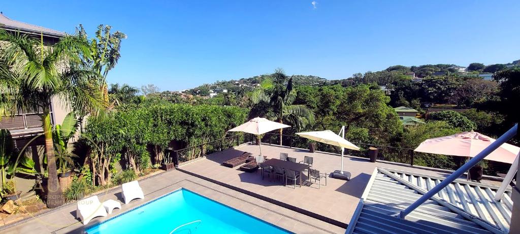Eagles Nest 4-Bed Beach Home with Pool, Ballito