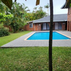 Emangunini Guest house