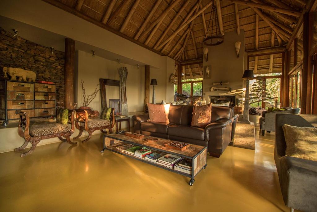 Etali Safari Lodge, заповедник Мадикве