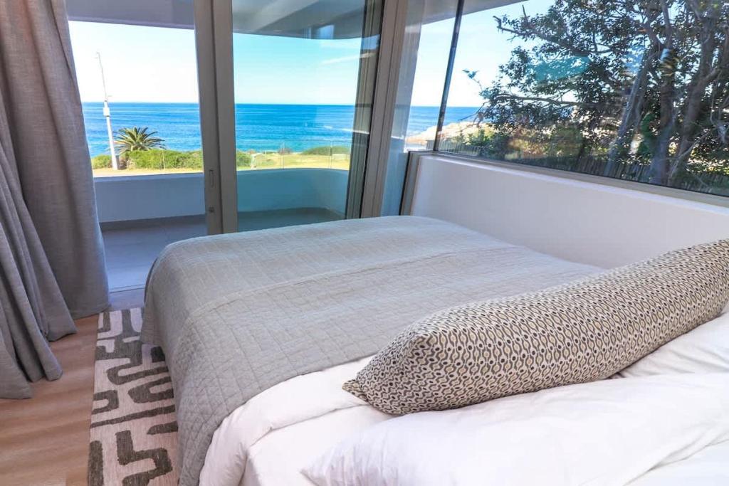 Exclusive & Modern Sea View apartment in Hermanus, Hermanus
