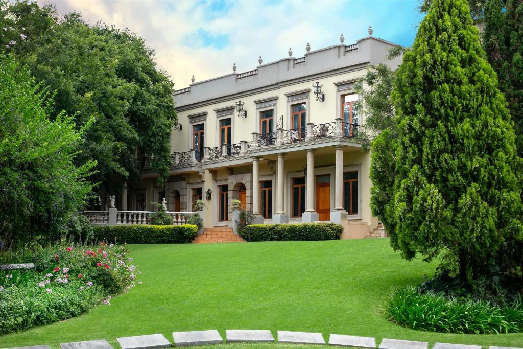 Fairlawns Boutique Hotel & Spa, Сэндтон