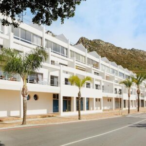 First Group Cape Gordonia，Gordon's Bay