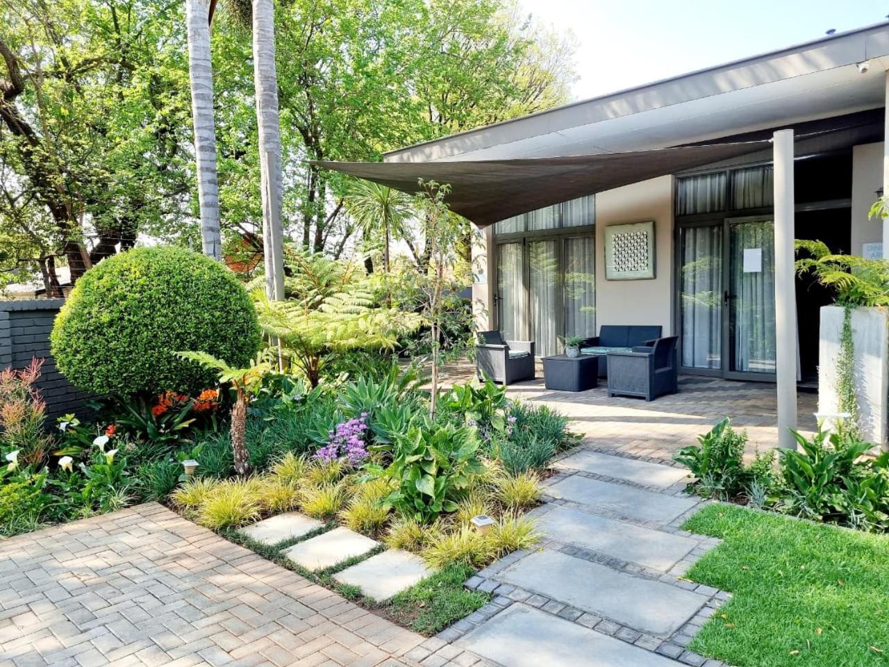 Glen Maine Guest House