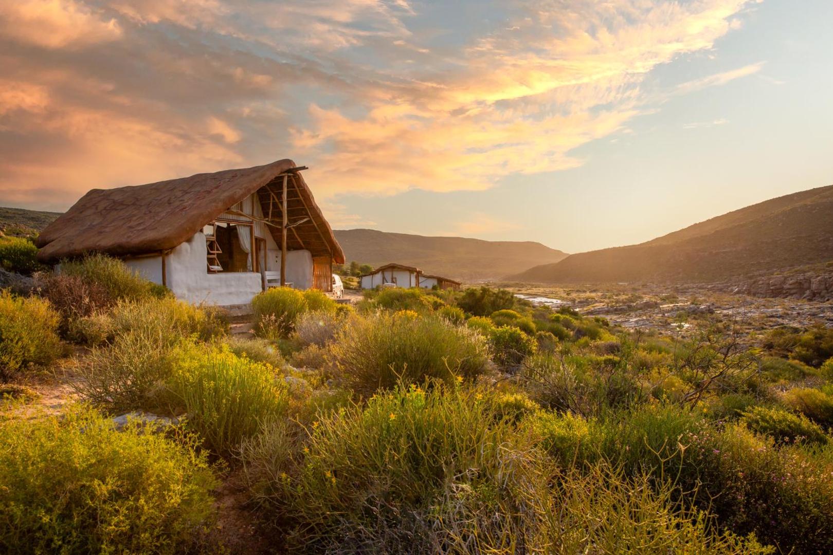 Oudrif Strawbale Retreat