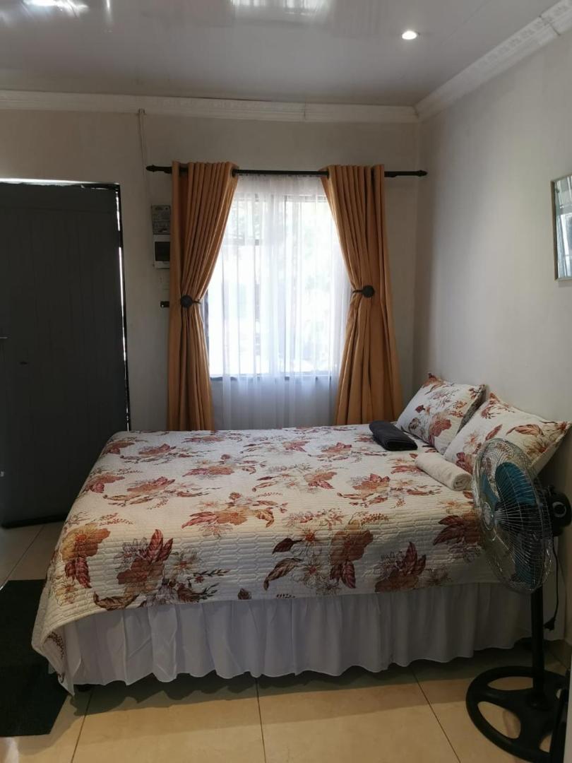 P & T Guesthouses