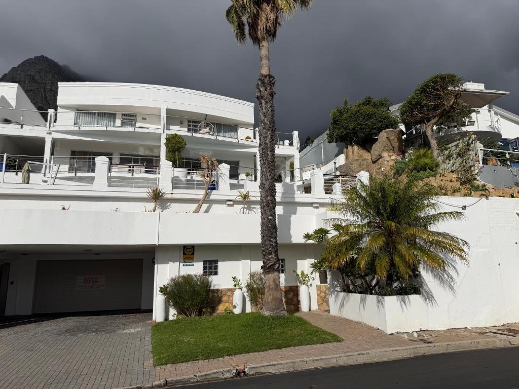 Rico luxury 25B Medburn Camps Bay, Città del Capo