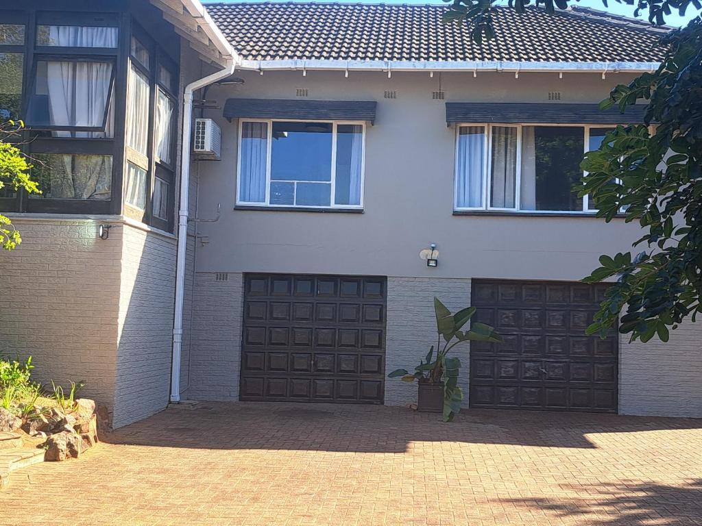 Shoreline Manor,Umhlanga