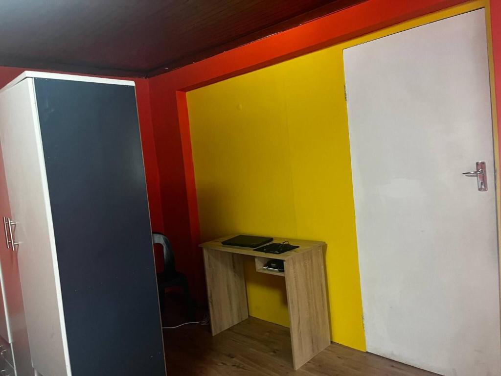 Spacious House Rental with Private Rooms in Cape Town, Bellville