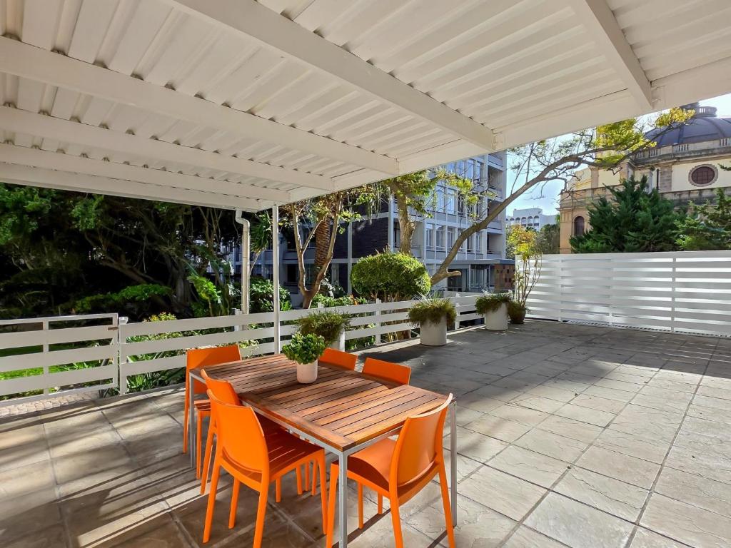 St Martini Gardens Garden Apartment & Pool, Кейптаун